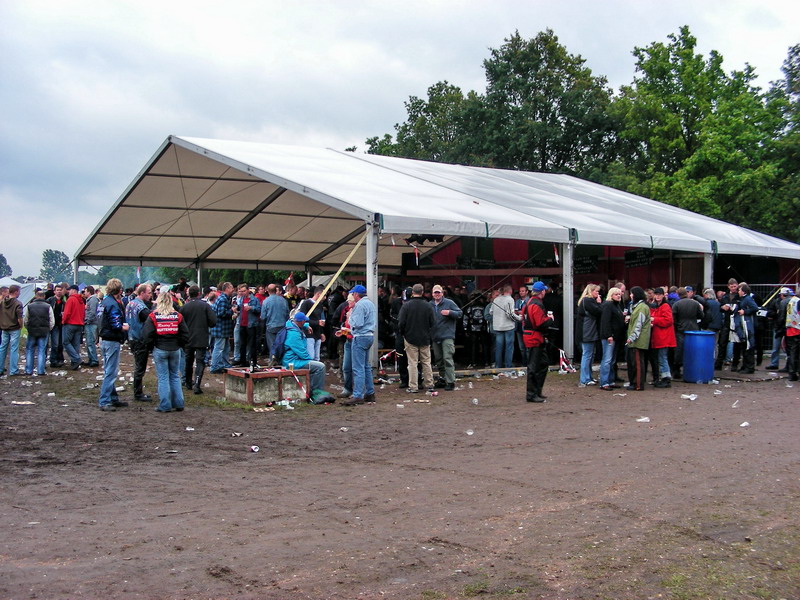 Rockerzelt auf Rockerwiese